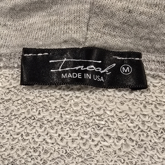 INOAH Cowl Neck Career Art Sweatshirt Size Medium 3/4 Bell Sleeve Grey. - Picture 7 of 10